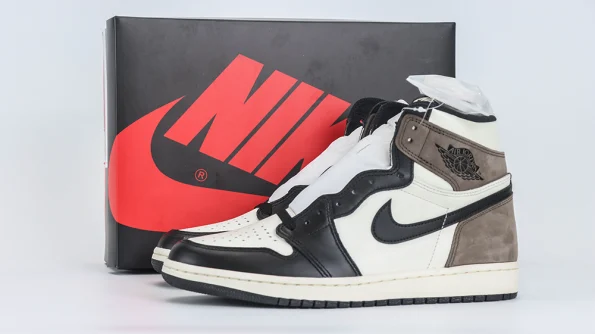 AIR JORDAN 1 DARK MOCHA REPLICA 555088-105 - Image 2