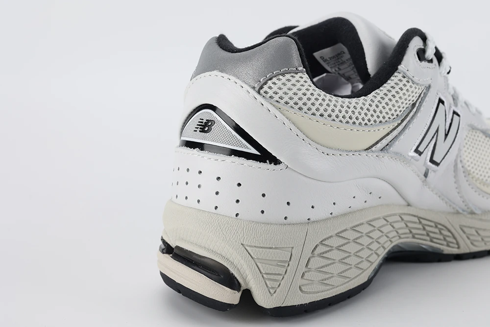 New Balance 2002R ‘Atlas Lemon Haze’ Reps ML2002RQ - Image 4