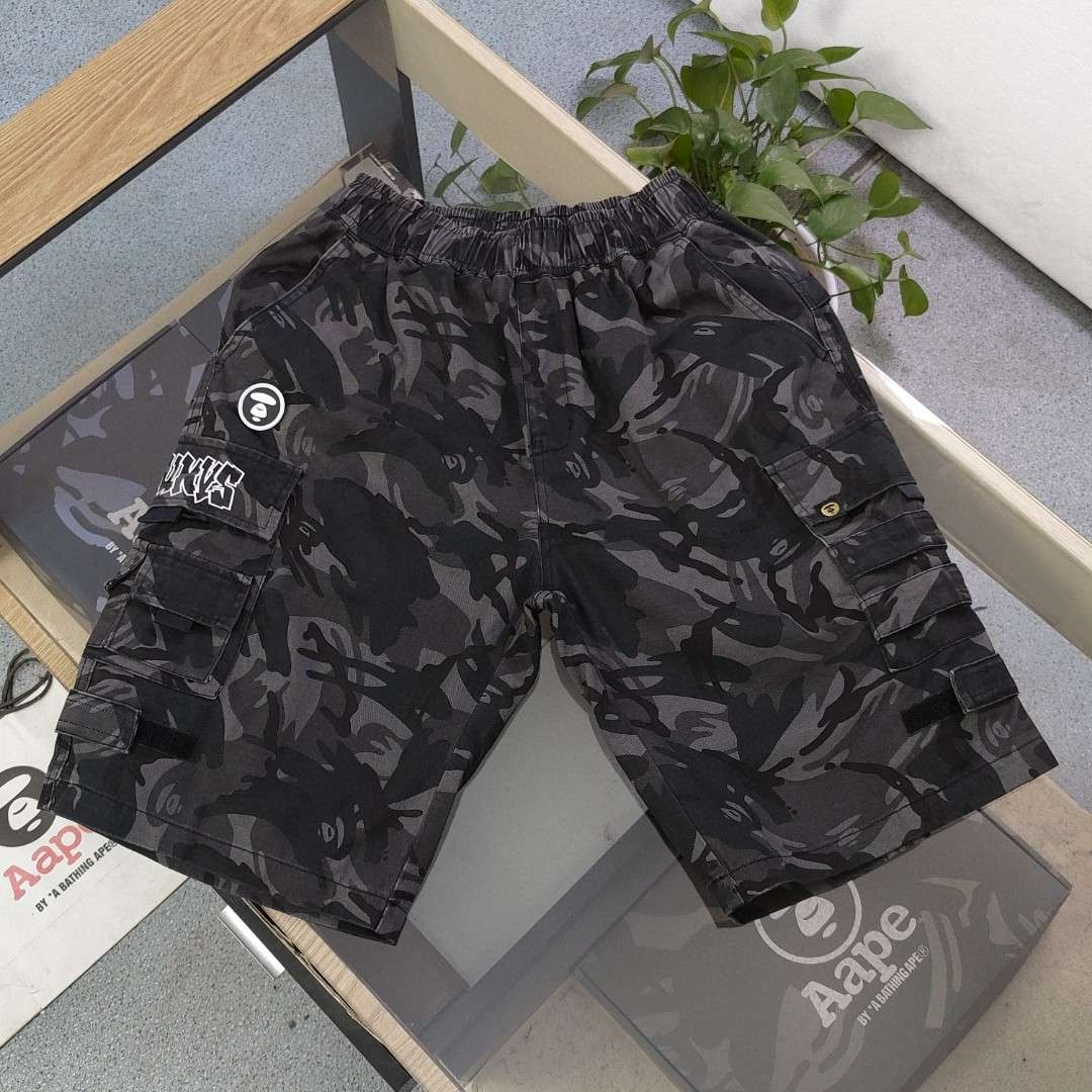 YESKICKS Bape Street Style Short Pant for Unisex Black And Camouflage