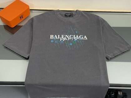 YESKICKS Balenciaga Logo Letter Pigments Print for Unisex