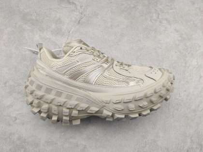 YESKICKS Balenxiaga Defender Rubber Platform Bouncer Sneaker in Beige