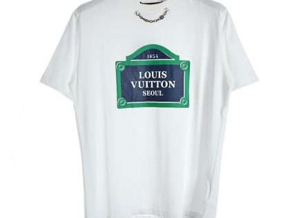 YESKICKS Louis Vuitton Chain Print Short Sleeve T-Shirt For Unisex