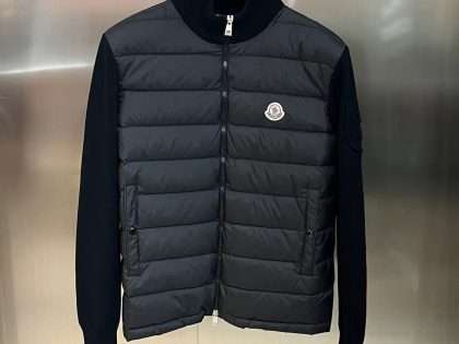 YESKICKS Moncler 23FW Solid Articulated Zipper Double Pocket Jacket Down Black And White