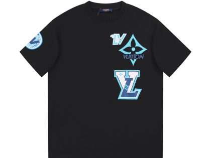 YESKICKS Louis Vuitton Logo Print Casual T-shirt for Unisex Black and Apricot