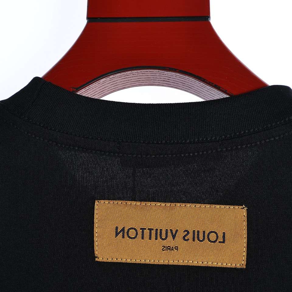 YESKICKS Louis Vuitton Colorful Graffiti Logo Cartoon Foam Printed T-Shirt For Unisex Black And Apricot - Image 10