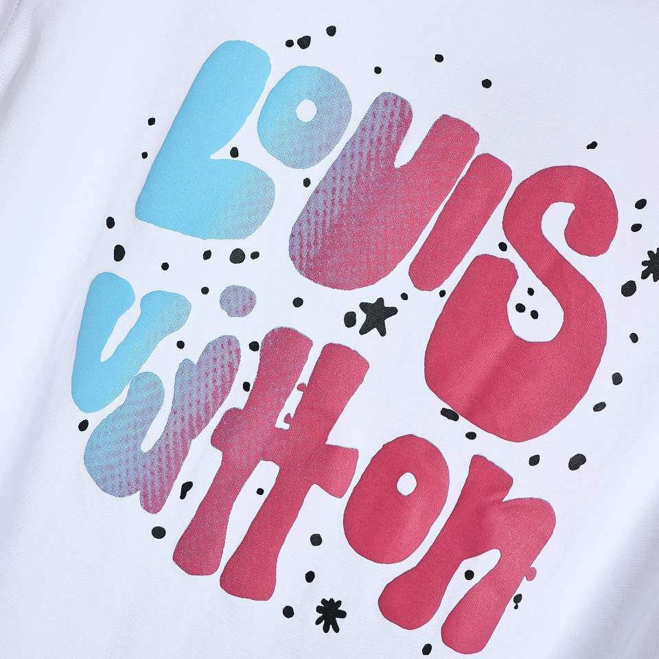 YESKICKS Louis Vuitton Gradient Logo Foam Print T-Shirt For Unisex Black And White - Image 10