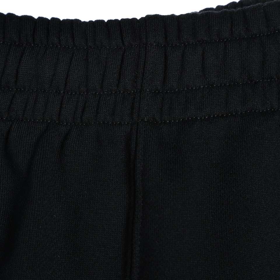 YESKICKS Off White Colorful Oil Painting Arrow Print Shorts Pants For Unisex Black And White - Image 11