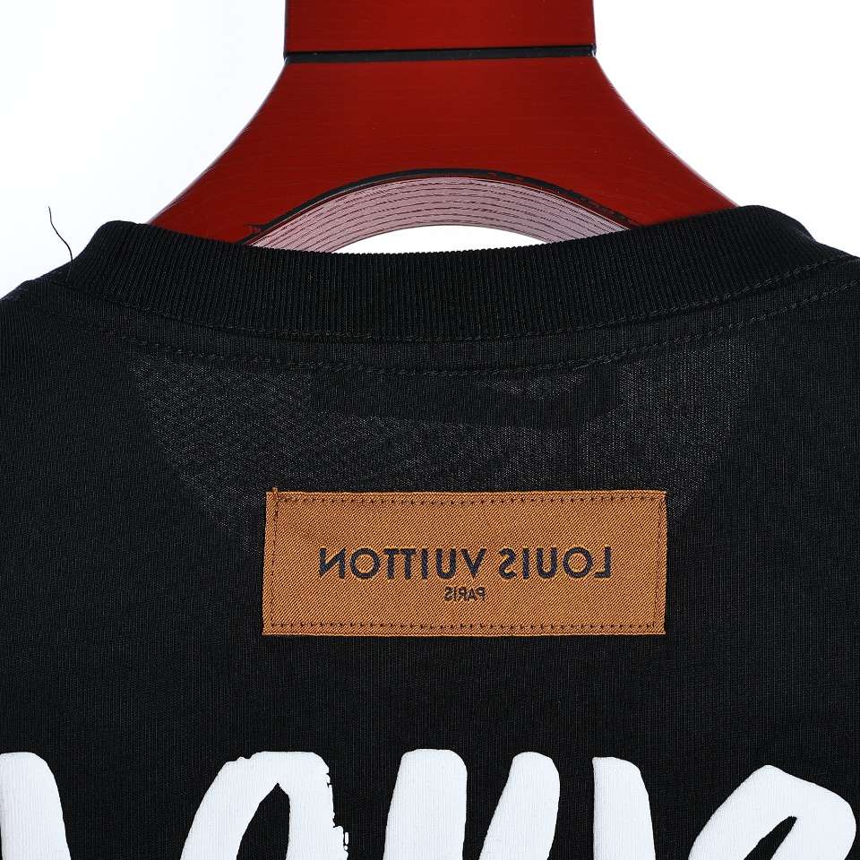 YESKICKS Louis Vuitton Graffiti Logo Foam Print T-Shirt For Unisex Black And White - Image 11