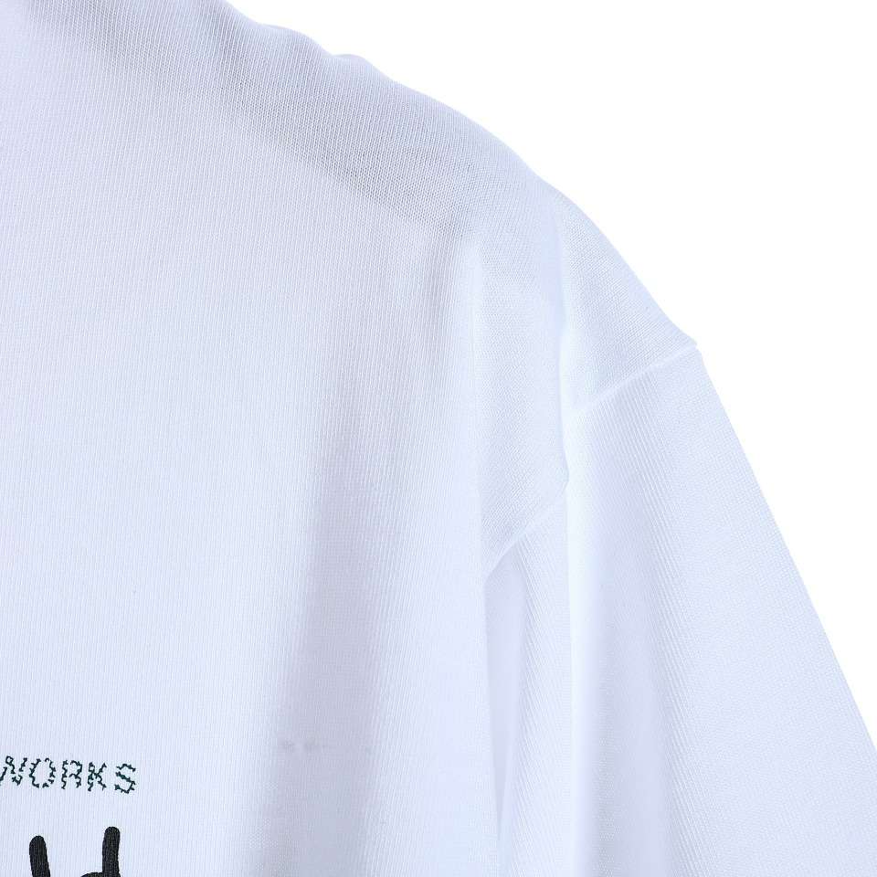 YESKICKS Bape Chest Graffiti Letter For Unisex Black And White - Image 11