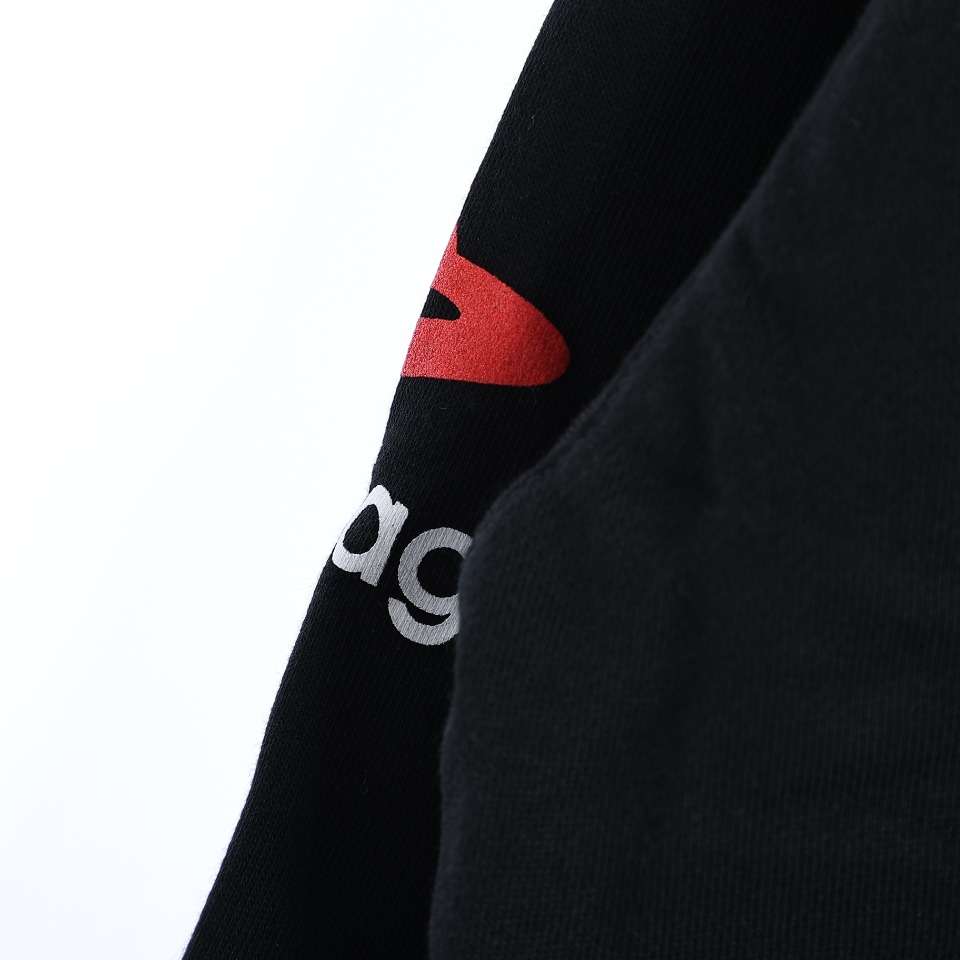 YESKICKS Balenciaga Sweatshirt With Large Silhouette And Round Neck For Unisex Black And White - Image 12