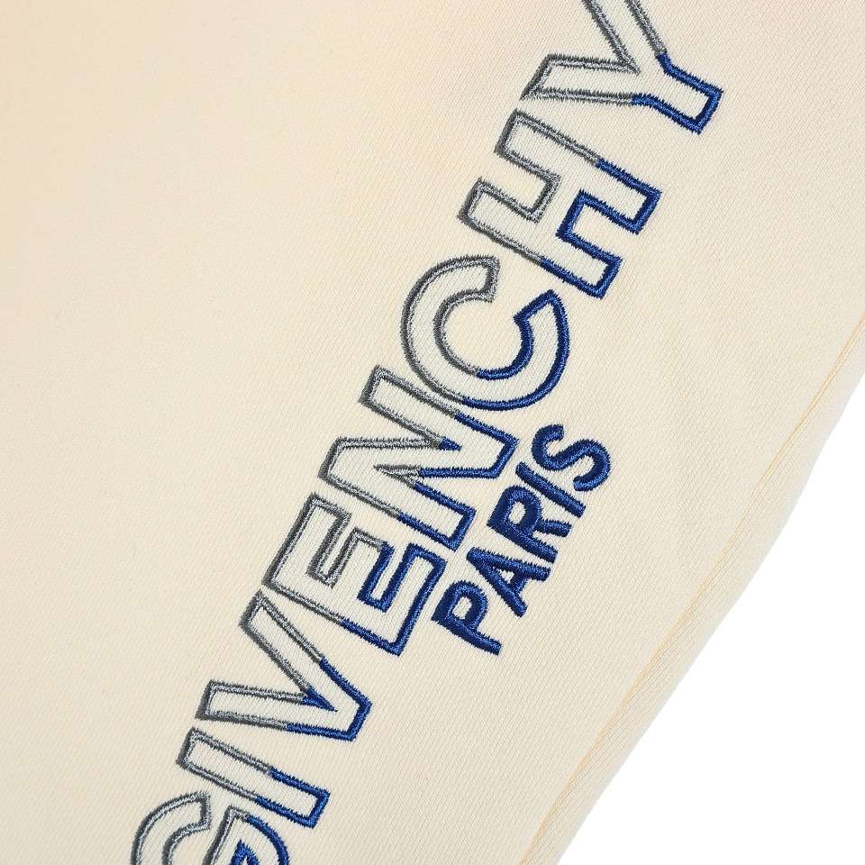 YESKICKS Givenchy Colorblocked Logo Embroidered Shorts Pants For Unisex Black And Apricot - Image 12