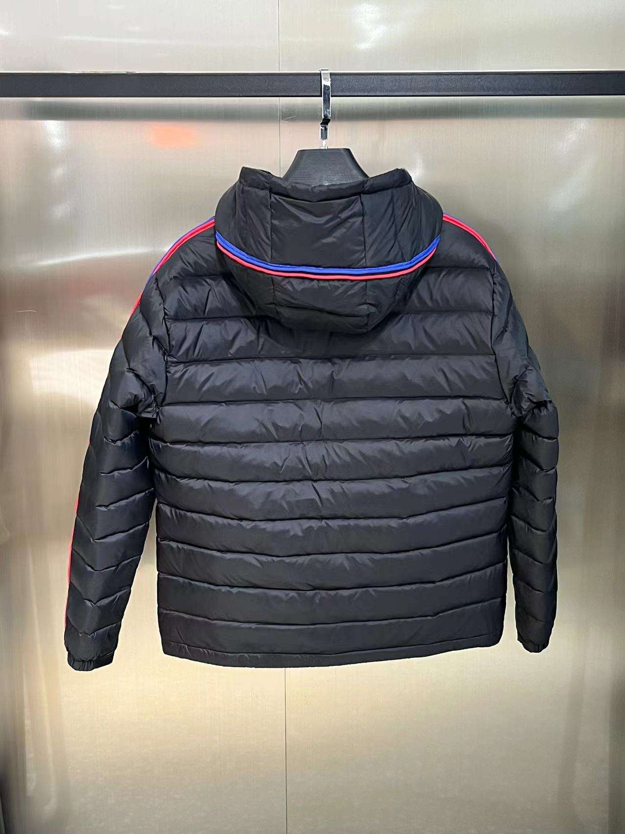 YESKICKS Moncler 2023 Spring and Autumn Men's New Down Jacket Black And White - Image 8