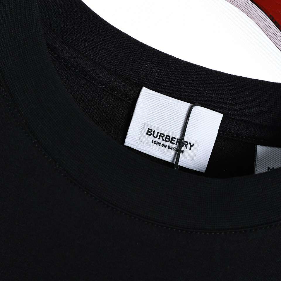 YESKICKS Burberry Letter Print Short Sleeve T-Shirt For Unisex Black And White - Image 15