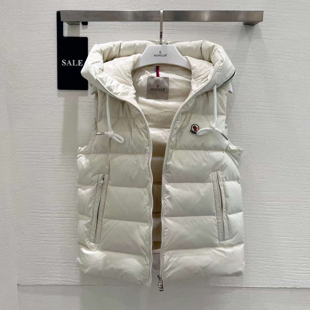 YESKICKS Moncler 23FW Hooded Zipper Monogrammed Down Vest For Unisex Black Green And White - Image 10