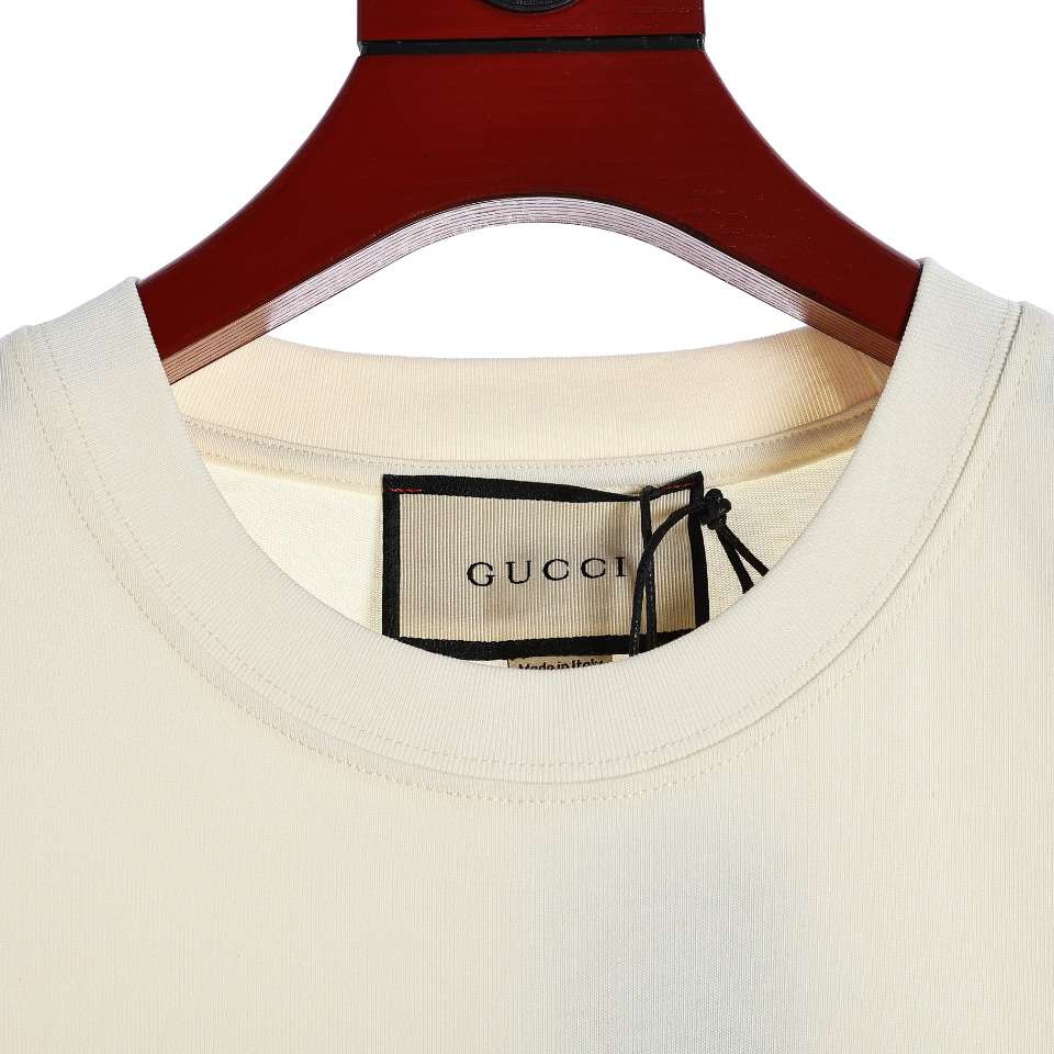 YESKICKS Gucci Floral Bunny Patch Embroidered T-Shirt For Unisex Black And Apricot - Image 2