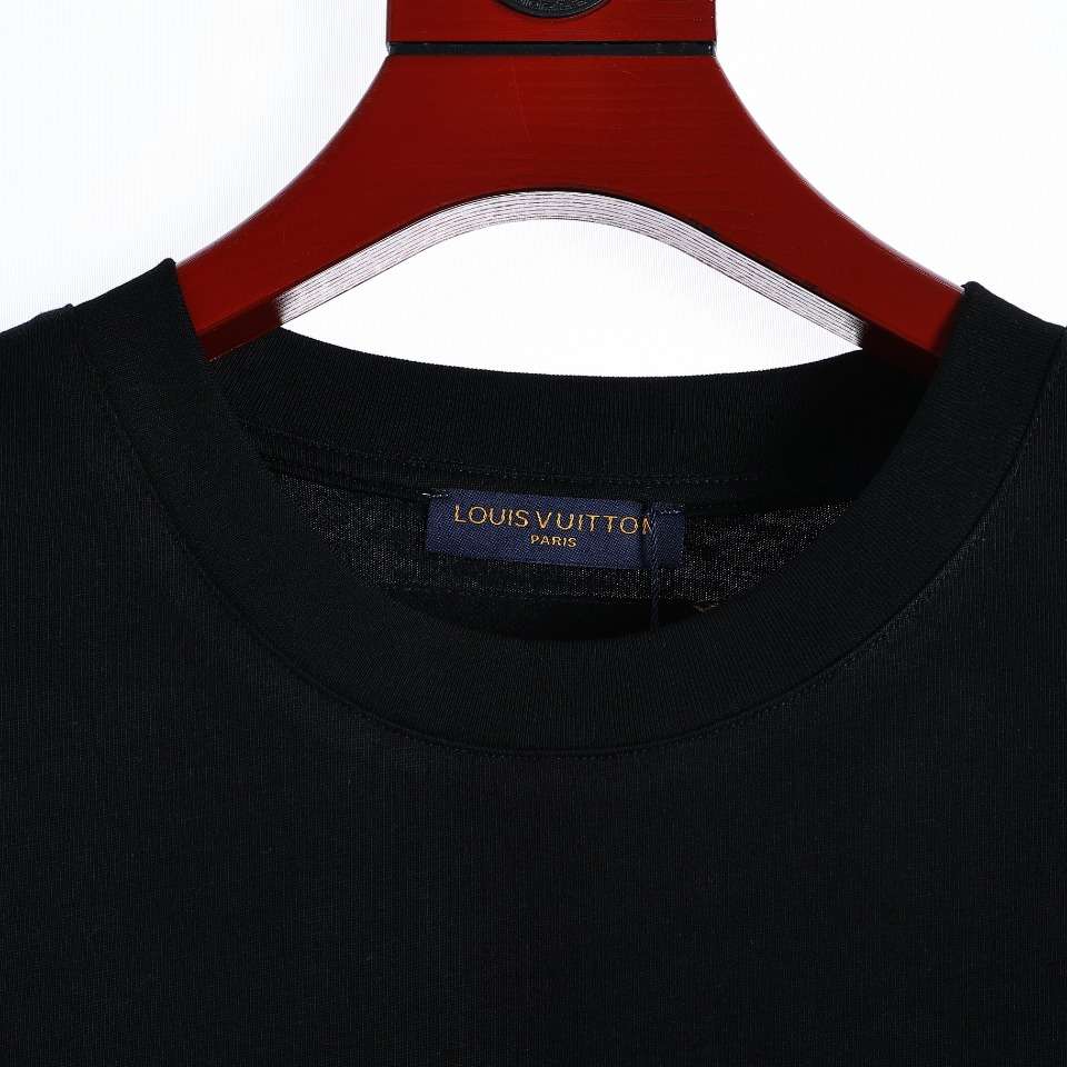 YESKICKS Louis Vuitton Van Print T-Shirt For Unisex Black And White - Image 2