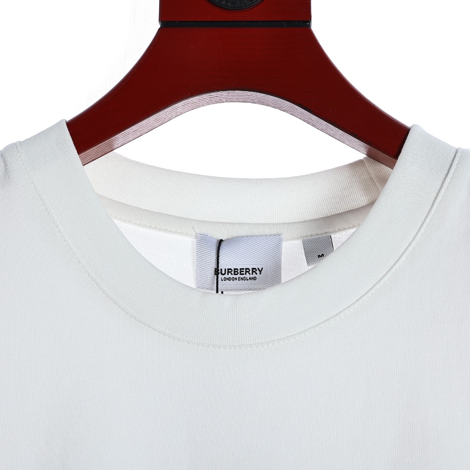 YESKICKS Burberry Character Model Print T-Shirt For Unisex Black And White - Image 2