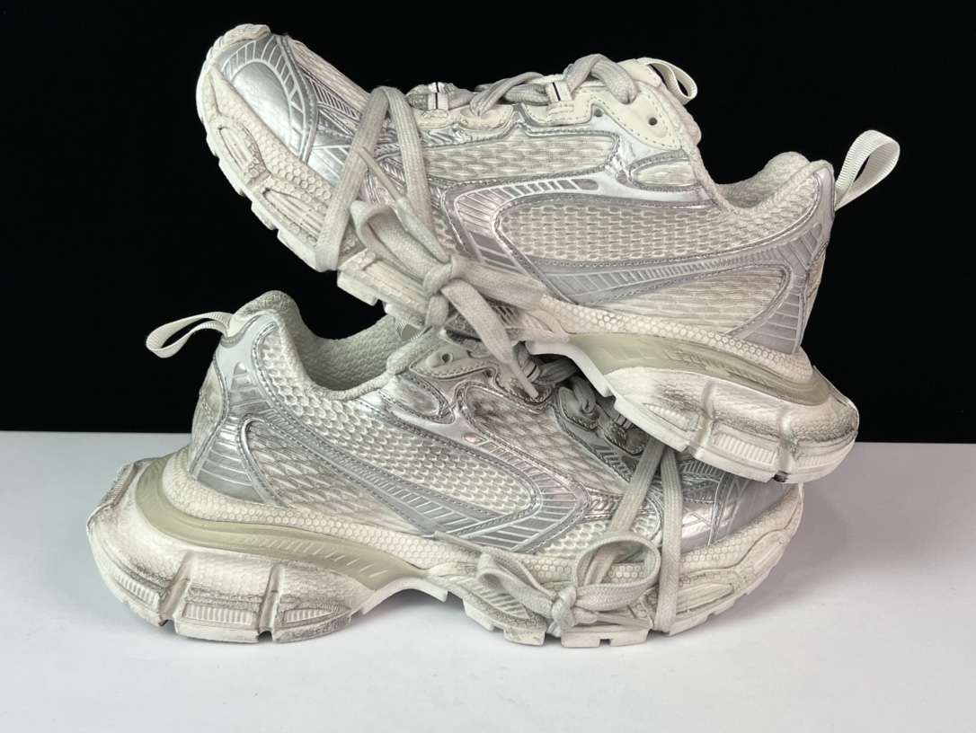 YESKICKS Balenciaga 3XL Sneaker Replica - Image 2