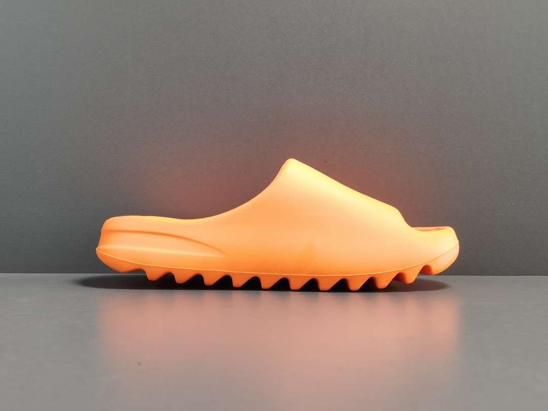 YESKICKS Yeezy Slide Enflame Orange Replica GZ0953 - Image 3