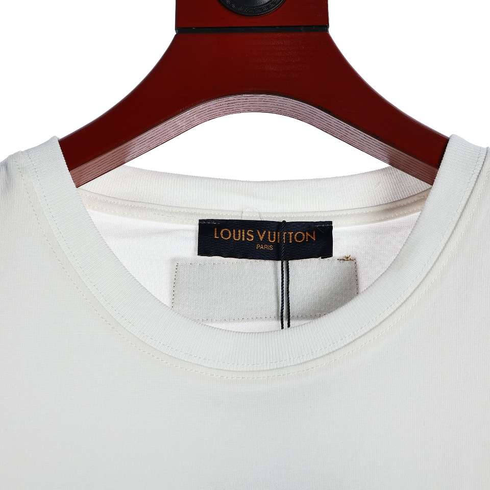 YESKICKS Louis Vuitton Fox Print Crew Neck T-Shirt For Unisex Black And White - Image 2