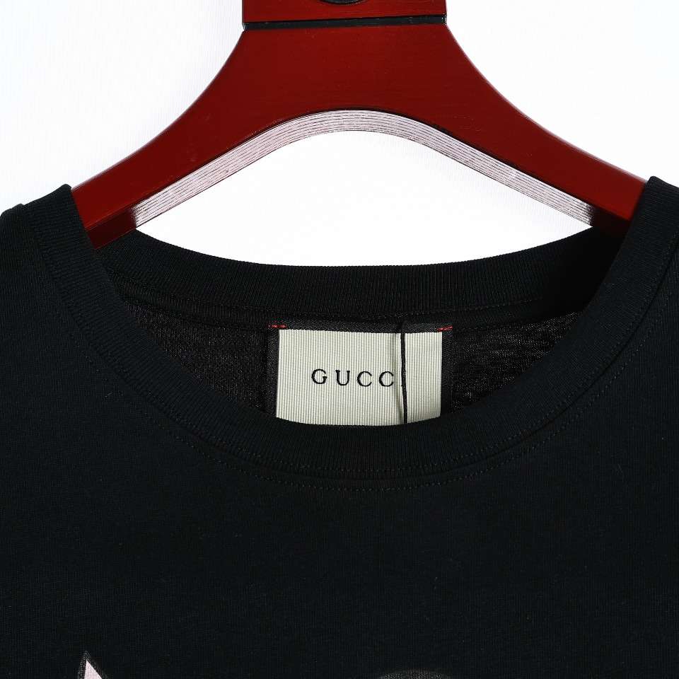 YESKICKS Gucci Pink Lady Rabbit Short Sleeve T-Shirt For Unisex Black And Apricot - Image 2