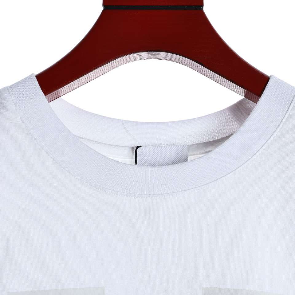 YESKICKS Burberry Letter Print Short Sleeve T-Shirt For Unisex Black And White - Image 2