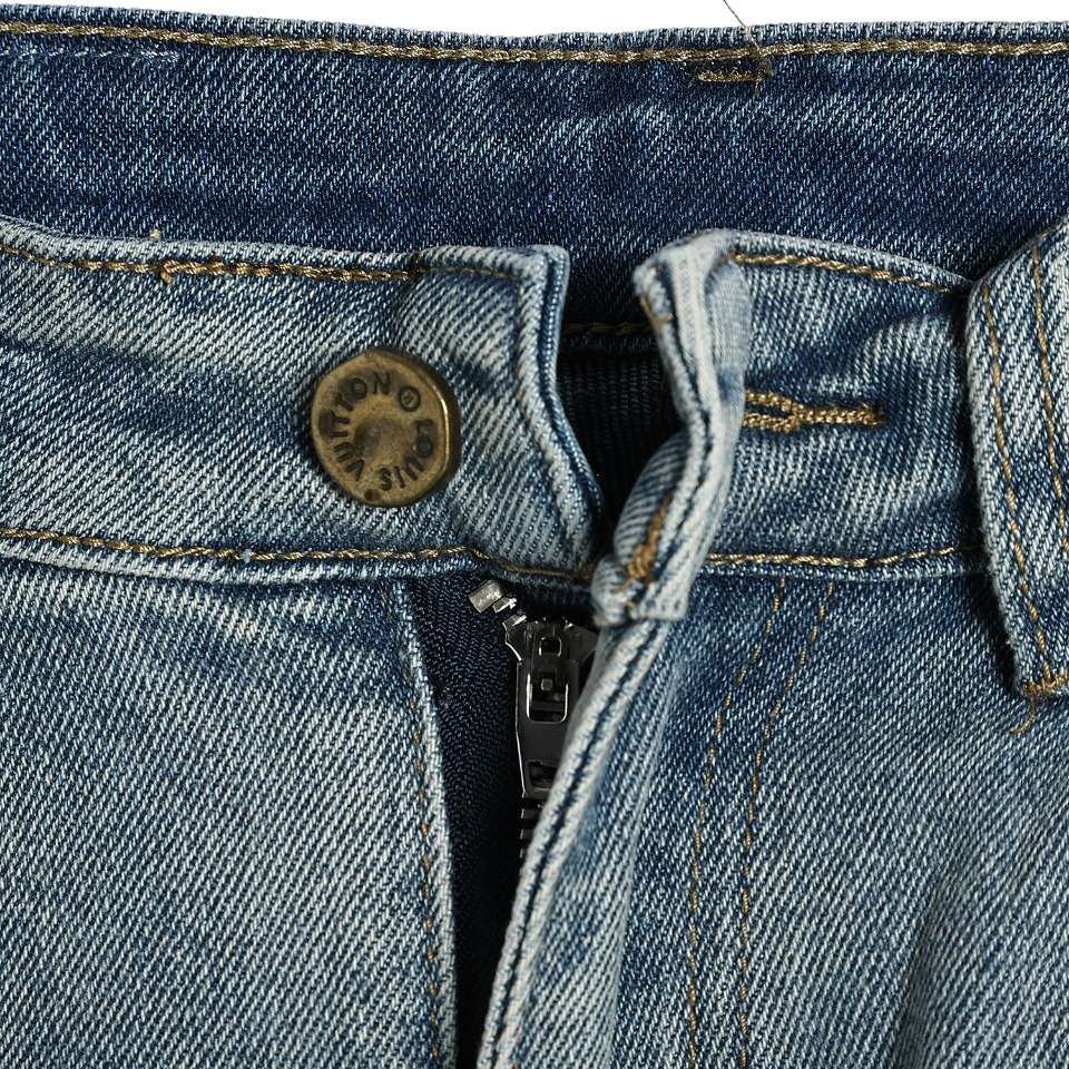 YESKICKS Louis Vuitton Logo Print Jeans For Unisex - Image 2