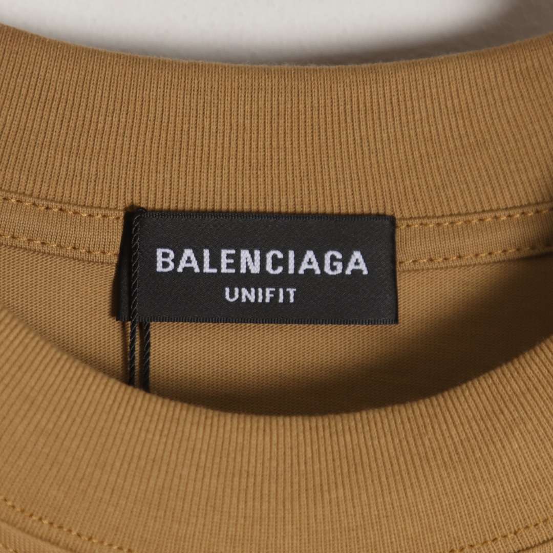 YESKICKS Balenciaga Reverse Letter Embroidery Round Neck Short Sleeve T-Shirt for Unisex - Image 3