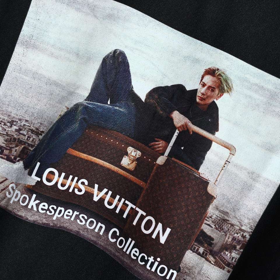 YESKICKS Louis Vuitton Luggage Pattern Digital Print T-Shirt For Unisex - Image 3