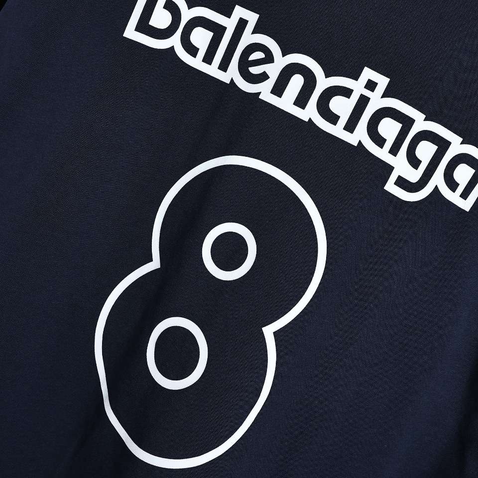 YESKICKS Balenciaga Classic Small Logo Short Sleeve T-Shirt for Unisex - Image 3