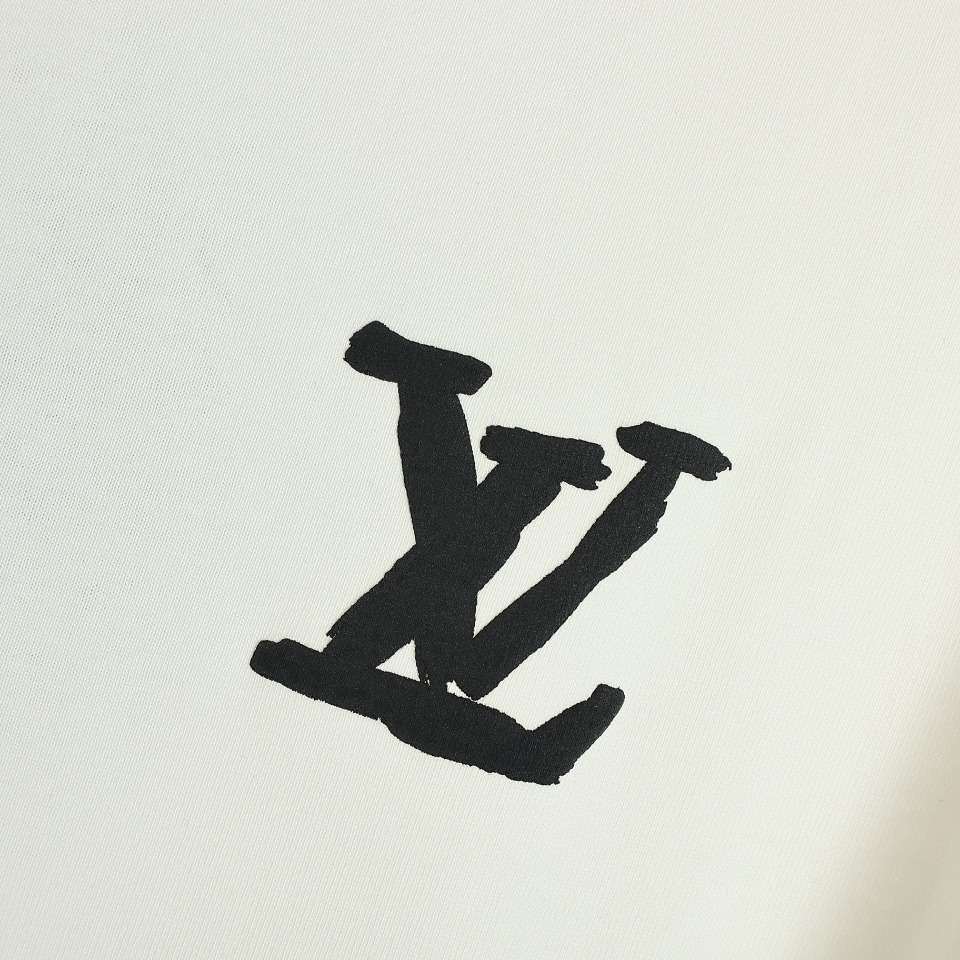 YESKICKS Louis Vuitton Graffiti Logo Foam Print T-Shirt For Unisex Black And White - Image 3