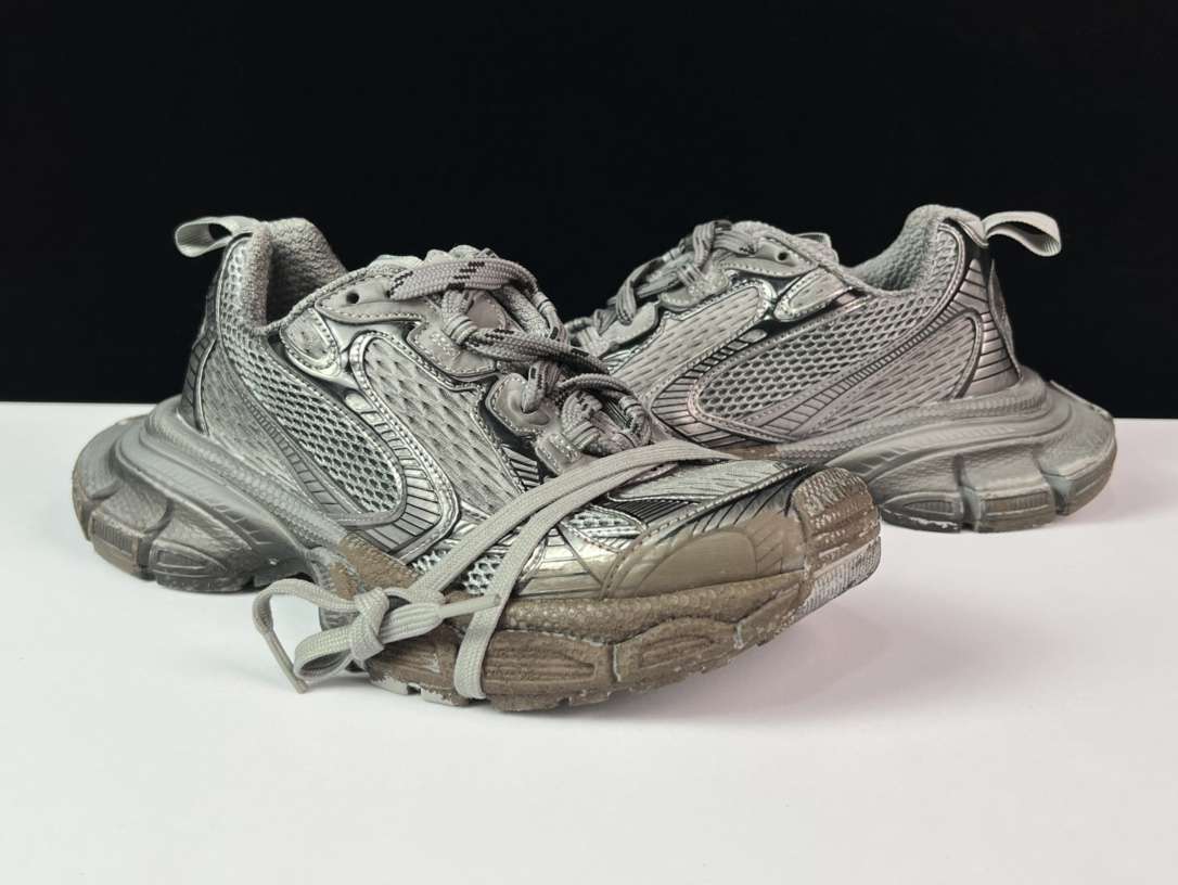 YESKICKS Balenciaga 3XL Sneaker Replica - Image 3