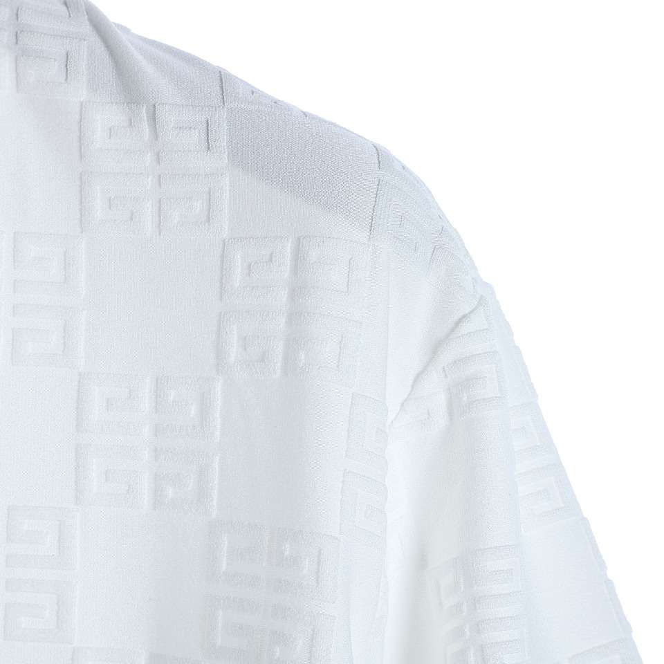 YESKICKS Givenchy Monogram Printed Jacquard Logo T-Shirt For Unisex Black And White - Image 3