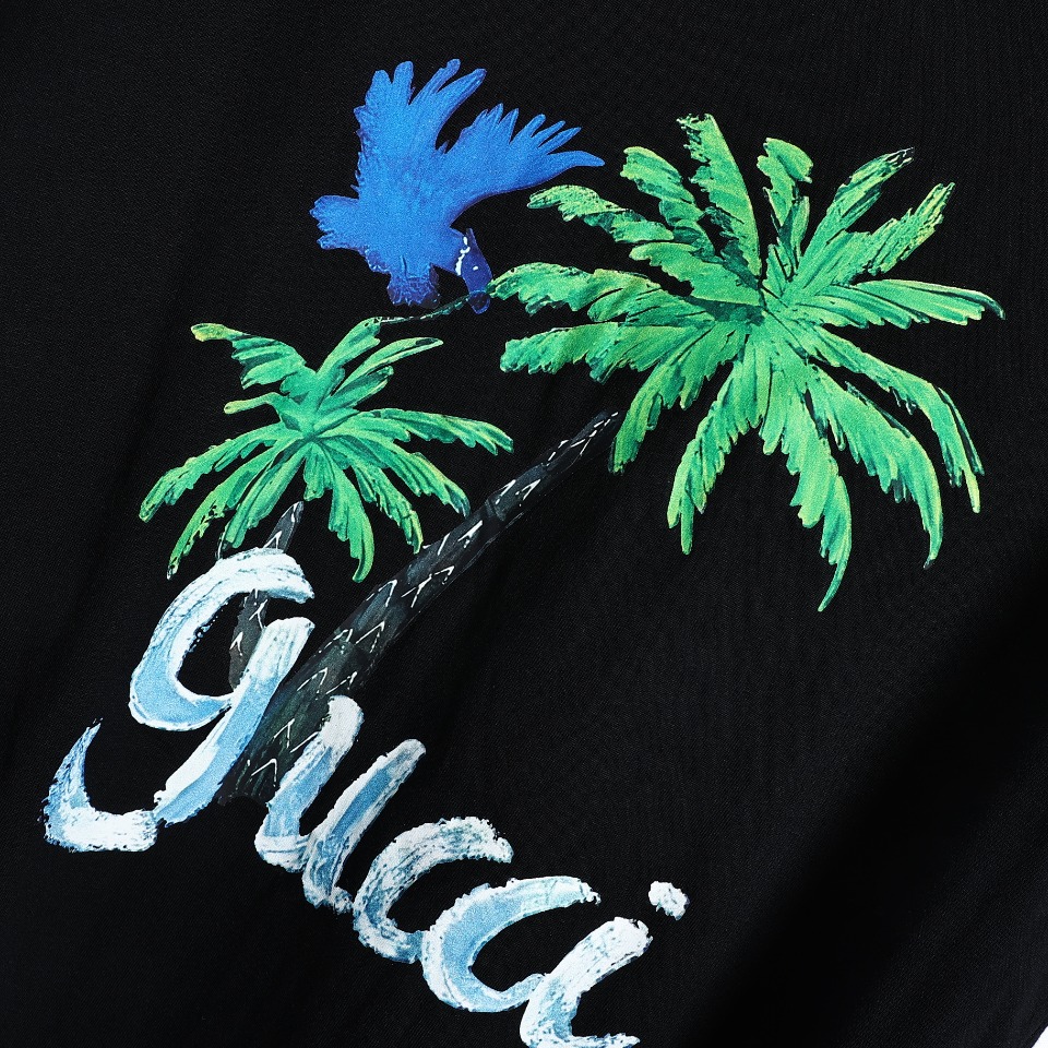 YESKICKS Gucci Coconut Tree Print T-Shirt For Unisex Black And Apricot - Image 3