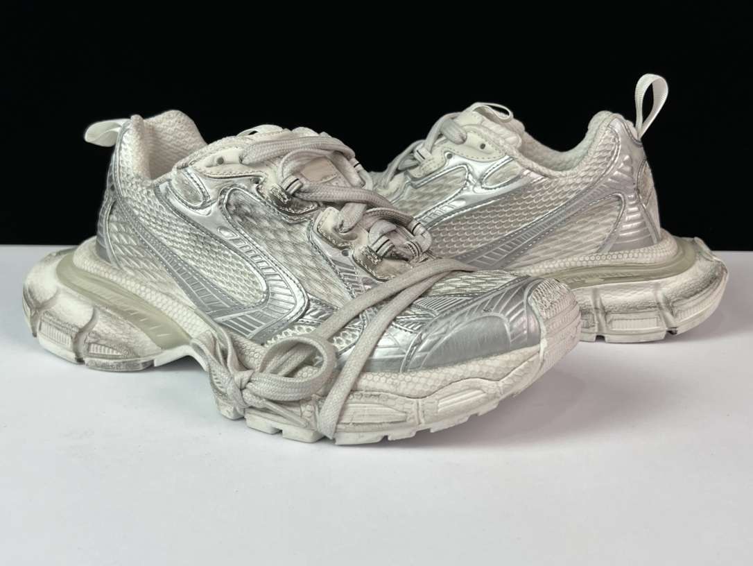 YESKICKS Balenciaga 3XL Sneaker Replica - Image 3