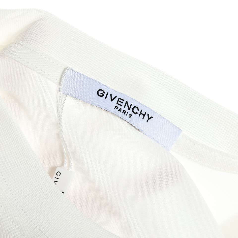 YESKICKS Givenchy Scarlet Rose Print T-Shirt For Unisex Black And White - Image 3