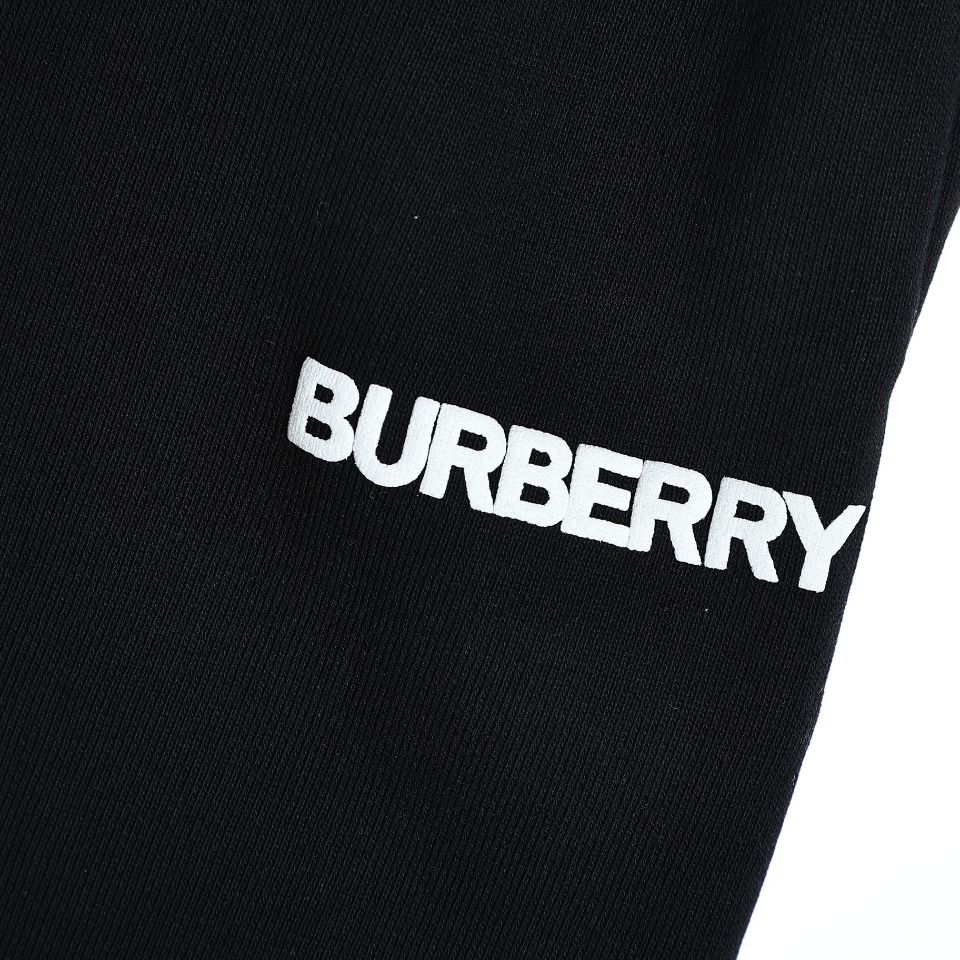 YESKICKS Burberry Foam Alphabet Small Label Shorts Pants For Unisex - Image 3