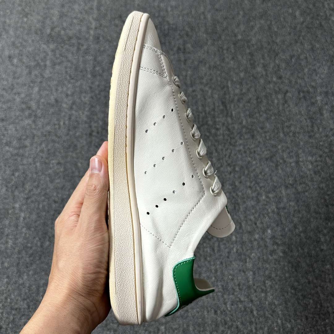 YESKICKS Balenciaga x Adidas Stan Smith Worn-Out White Green Replica Sneaker - Image 3