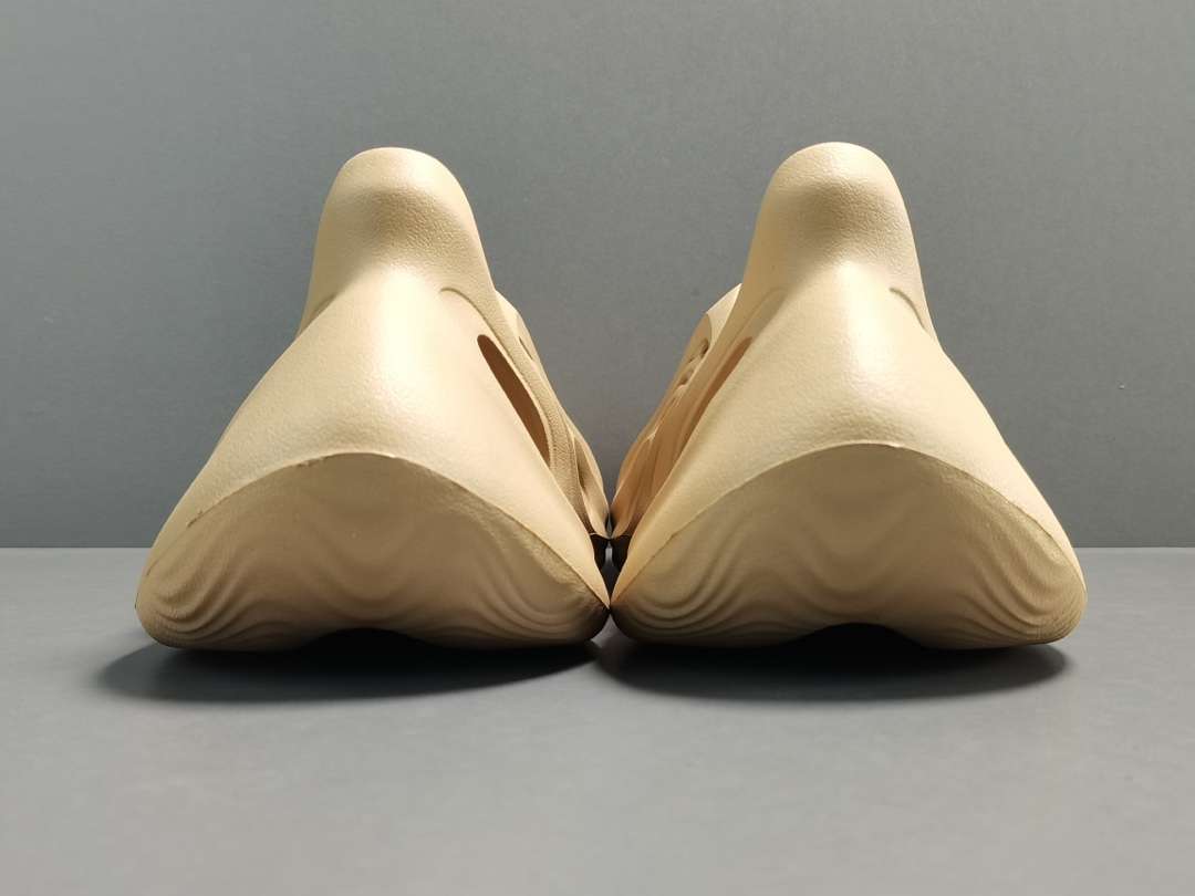 YESKICKS Yeezy Foam Runner ‘Ochre’Replica GW3354 - Image 4