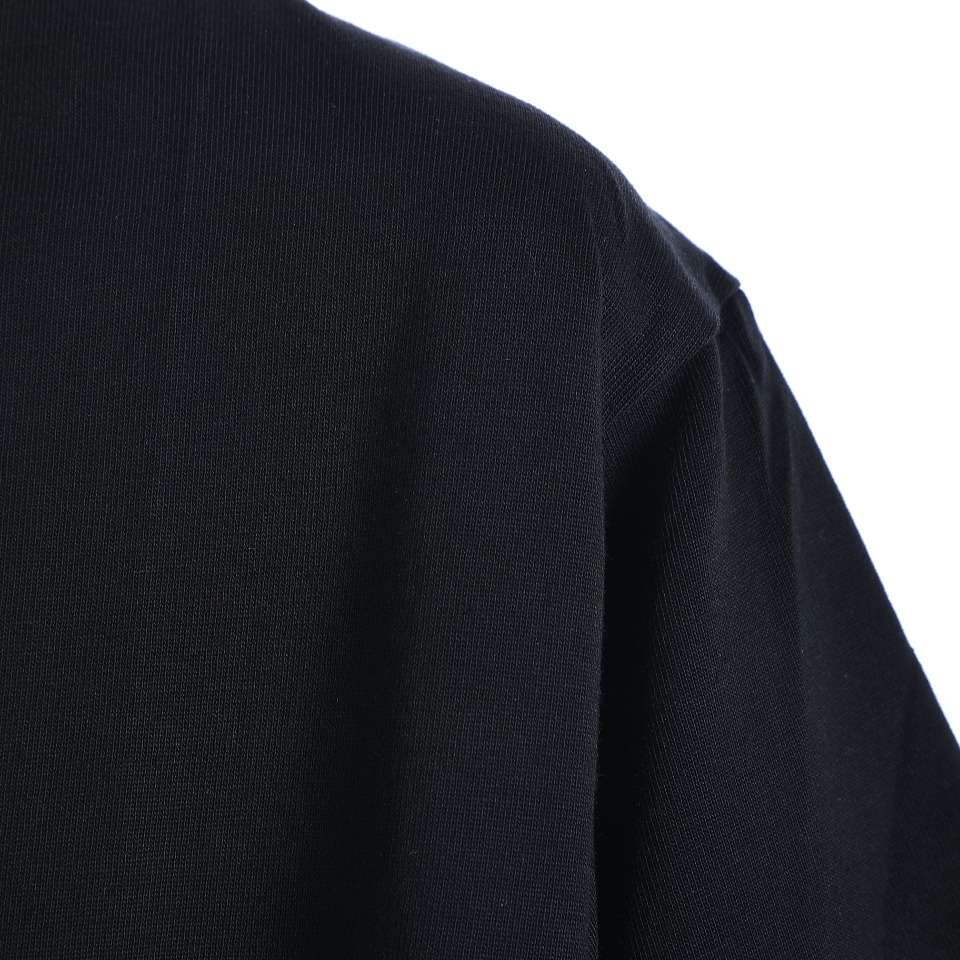 YESKICKS Louis Vuitton Red Thread Cursive Embroidery T-Shirt For Unisex - Image 3