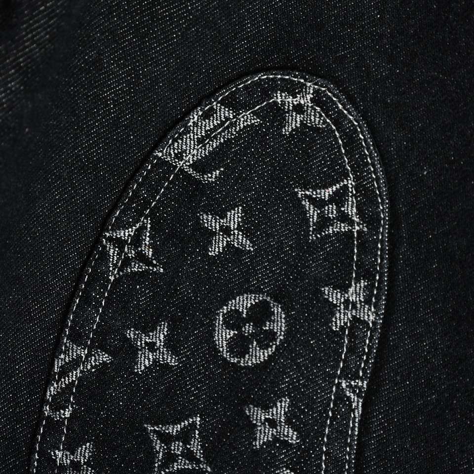 YESKICKS Louis Vuitton Colorblocked Logo Embroidered ShortsColorblocked Stitched Denim Shorts Pants For Unisex - Image 3