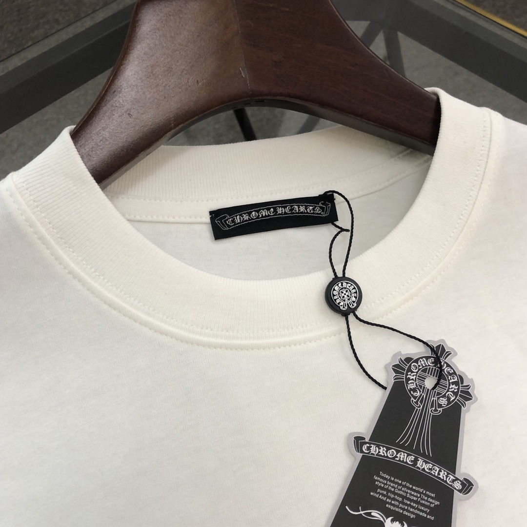 YESKICKS Chrome Hearts Vintage Letter Print T-Shirt for Unisex Black And White - Image 4