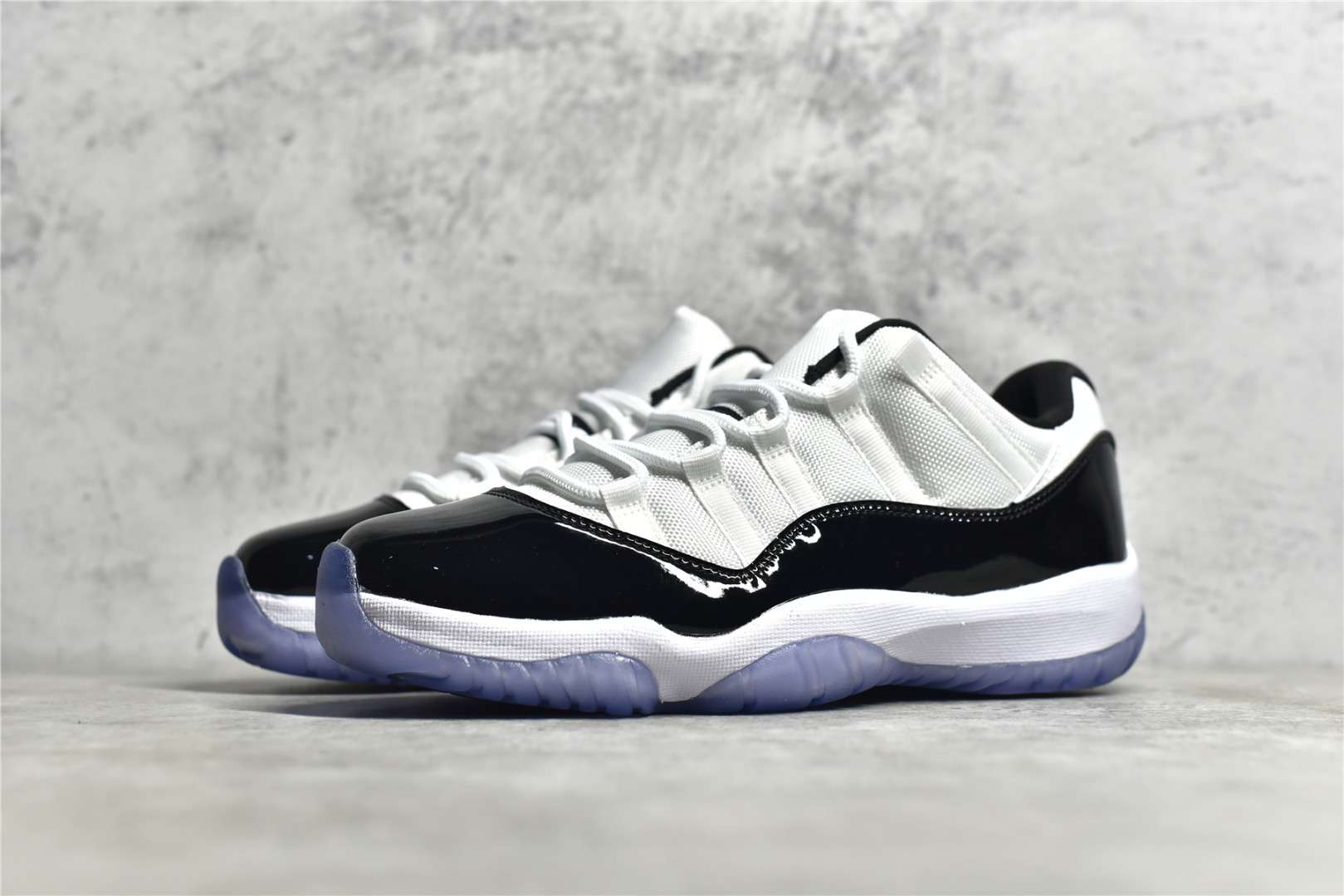 Air Jordan 11 Retro Low Concord Replica 528895-153 - Image 3