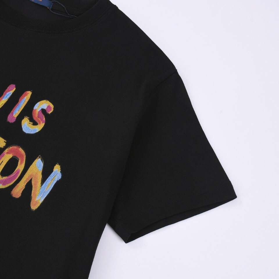 YESKICKS Louis Vuitton Color Clash Flower Print T-Shirt For Unisex Black And White - Image 3