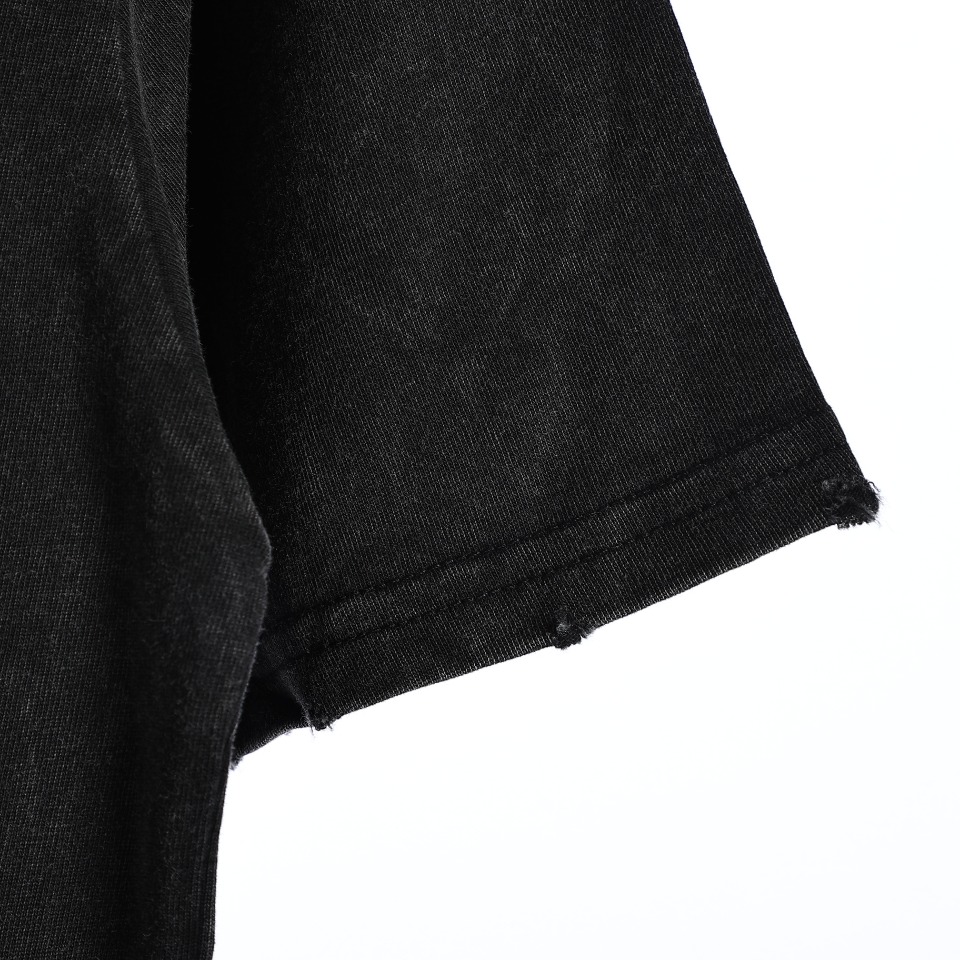 YESKICKS Louis Vuitton Nine-Patterned Three-Flower Washed And Aged Style T-Shirt For Unisex - Image 4