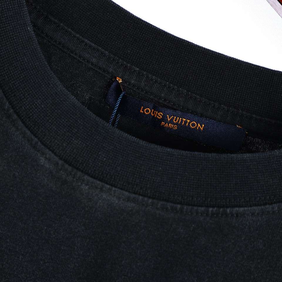 YESKICKS Louis Vuitton Luggage Pattern Digital Print T-Shirt For Unisex - Image 4