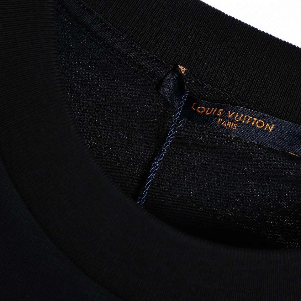 YESKICKS Louis Vuitton Movie Studio Theme Flocked T-Shirt For Unisex Black And White - Image 4