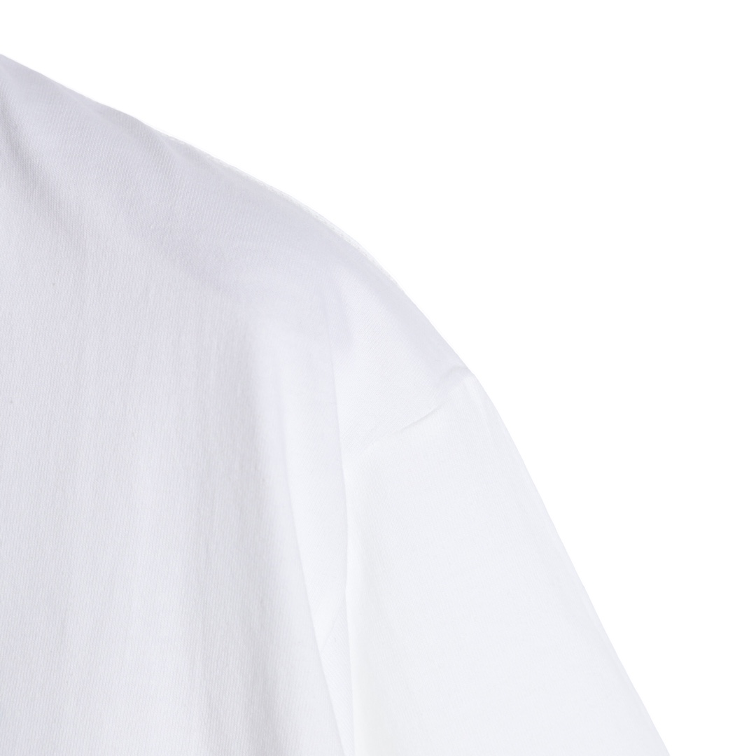 YESKICKS Louis Vuitton Sunflower Letter Print T-Shirt For Unisex Black And White - Image 4