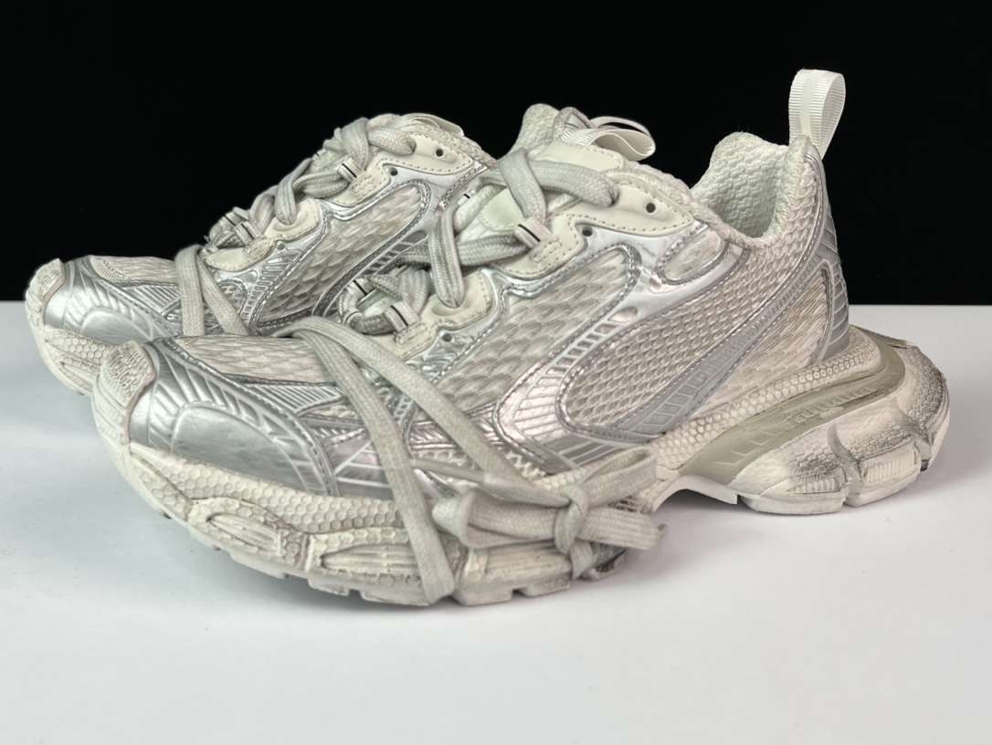 YESKICKS Balenciaga 3XL Sneaker Replica - Image 4