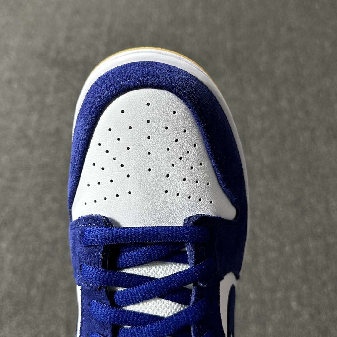 Nike SB Dunk Low Los Angeles Dodgers DO9395-400 Replica - Image 4